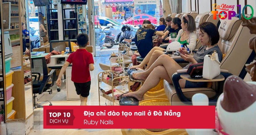 ruby-nails-top10danang