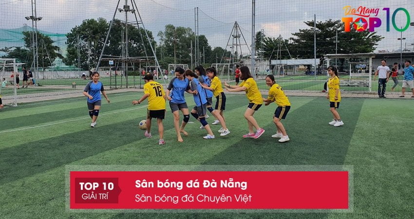 san-bong-da-chuyen-viet-san-bong-da-da-nang-duoc-yeu-thich-top10danang